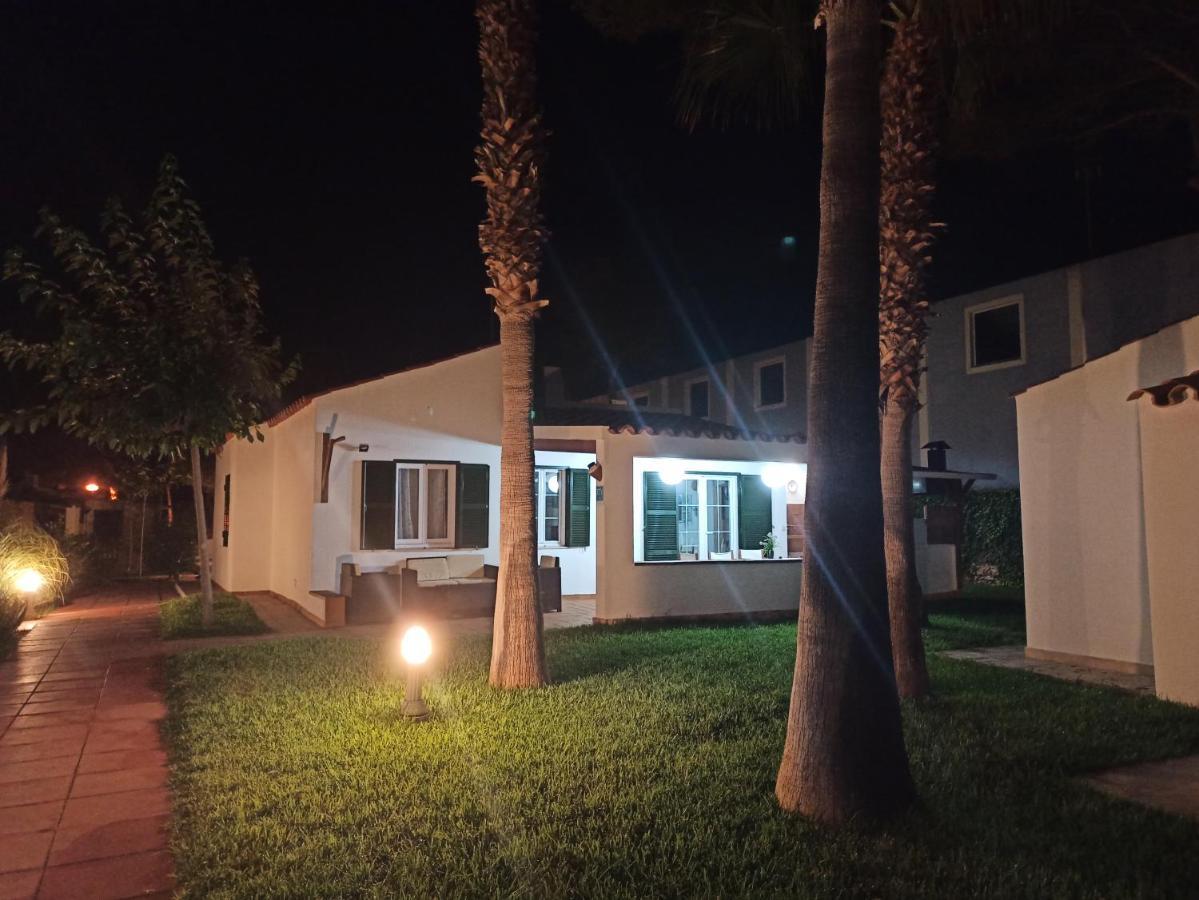 Chalet Cerca De La Playa Cala' en Bosch Bagian luar foto